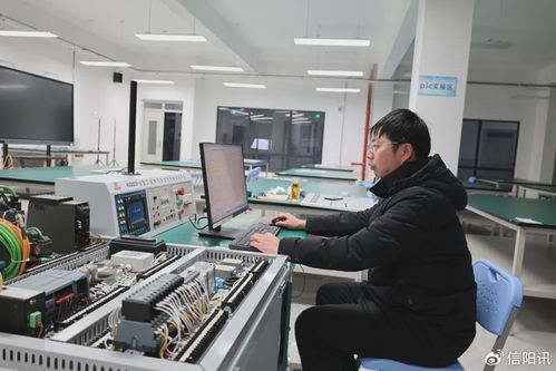 匠心礪技淬鋒芒 硬核逐夢正當(dāng)時(shí)——信陽技師學(xué)院信息系統(tǒng)集成服務(wù)專業(yè)人才培養(yǎng)紀(jì)實(shí)